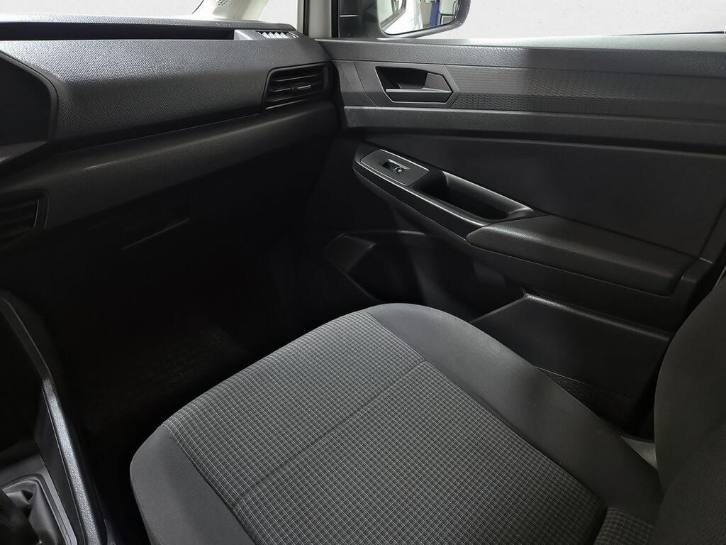 Volkswagen Caddy 2.0 TDI 102 KOMBI 4P 27