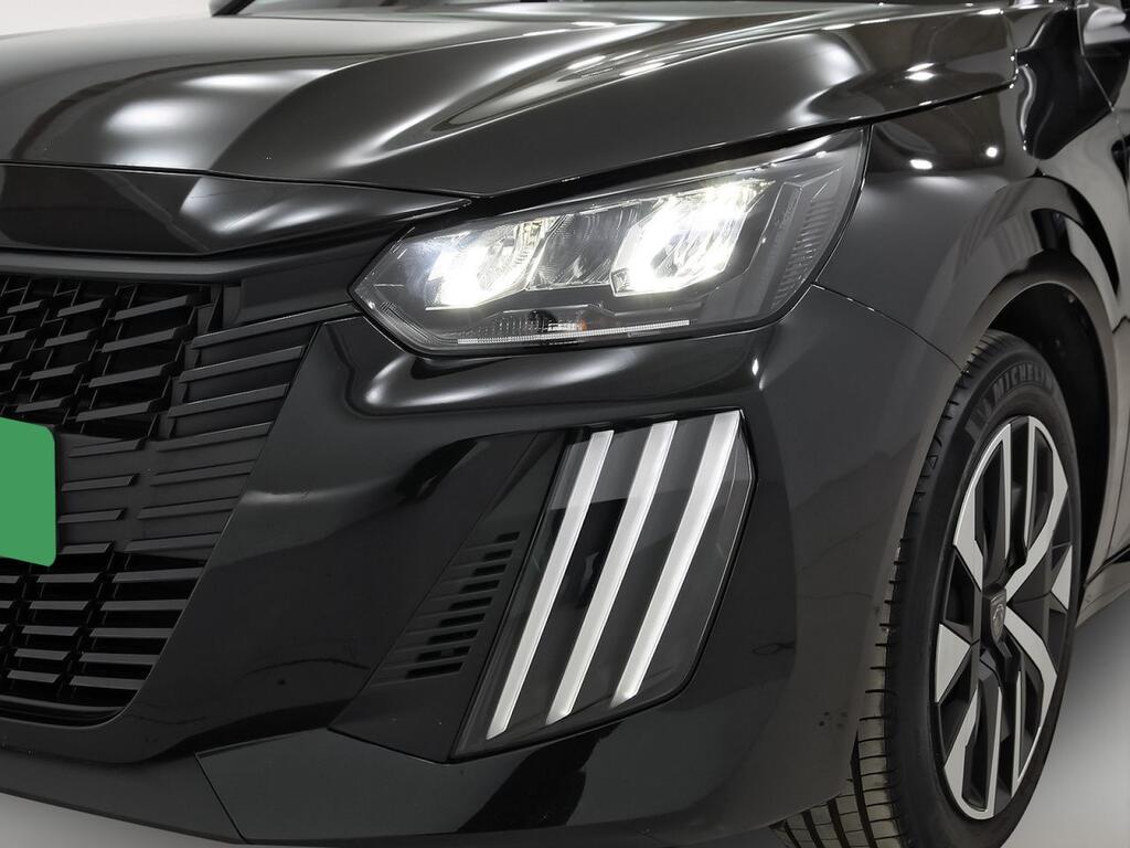 Peugeot 208 Active Puretech 100 35