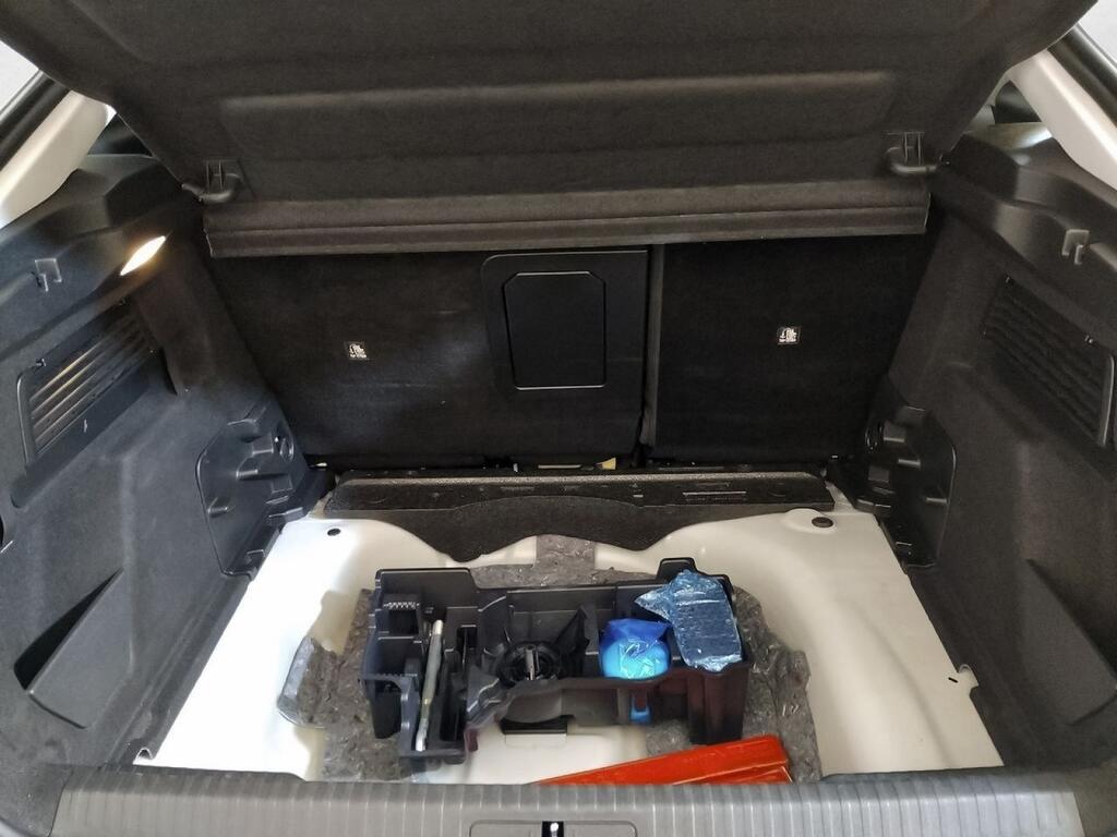 Citroën C4 SHINE 1.2 PURETECH 130 CV S&S 5P 35