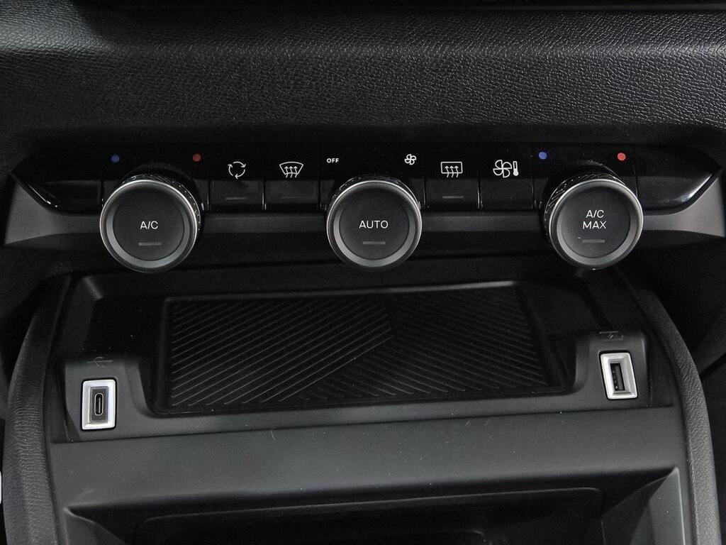 Citroën C4 Hybrid 145 ë-DCS6 Plus 28