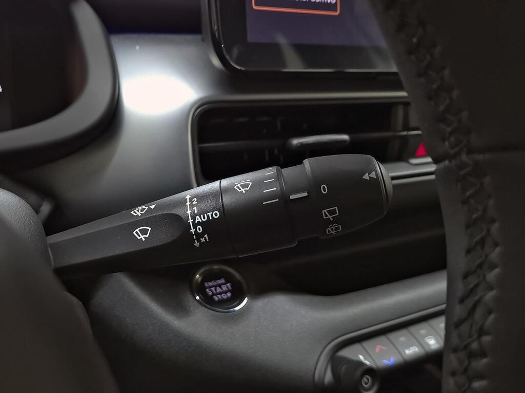 Jeep Avenger 1.2 G 74kW (100CV) Summit 16