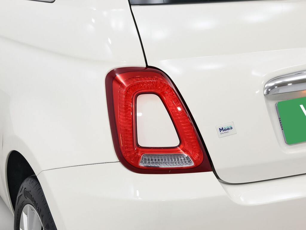 Fiat 500 Dolcevita 1.0 Hybrid 51KW (70 CV) 30