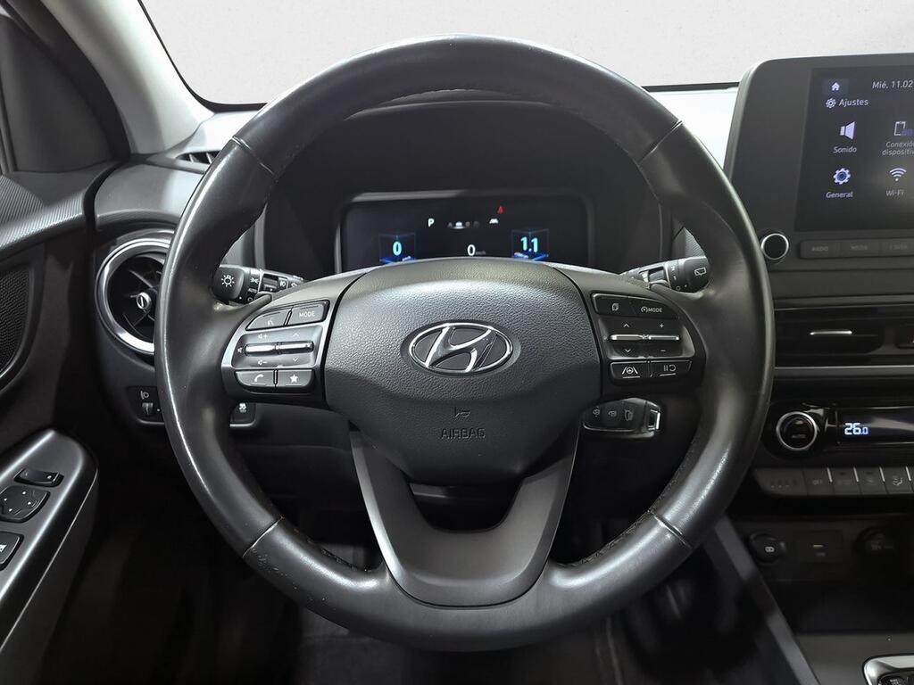 Hyundai Kona 1.6 GDI HEV Maxx DCT 18