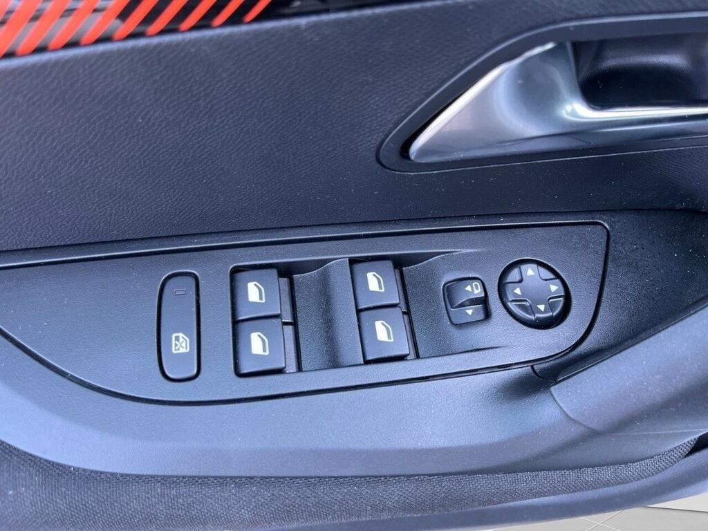 Peugeot 2008 ACTIVE PACK ELECTRICO 100KW 136CV AUTO 5P 13