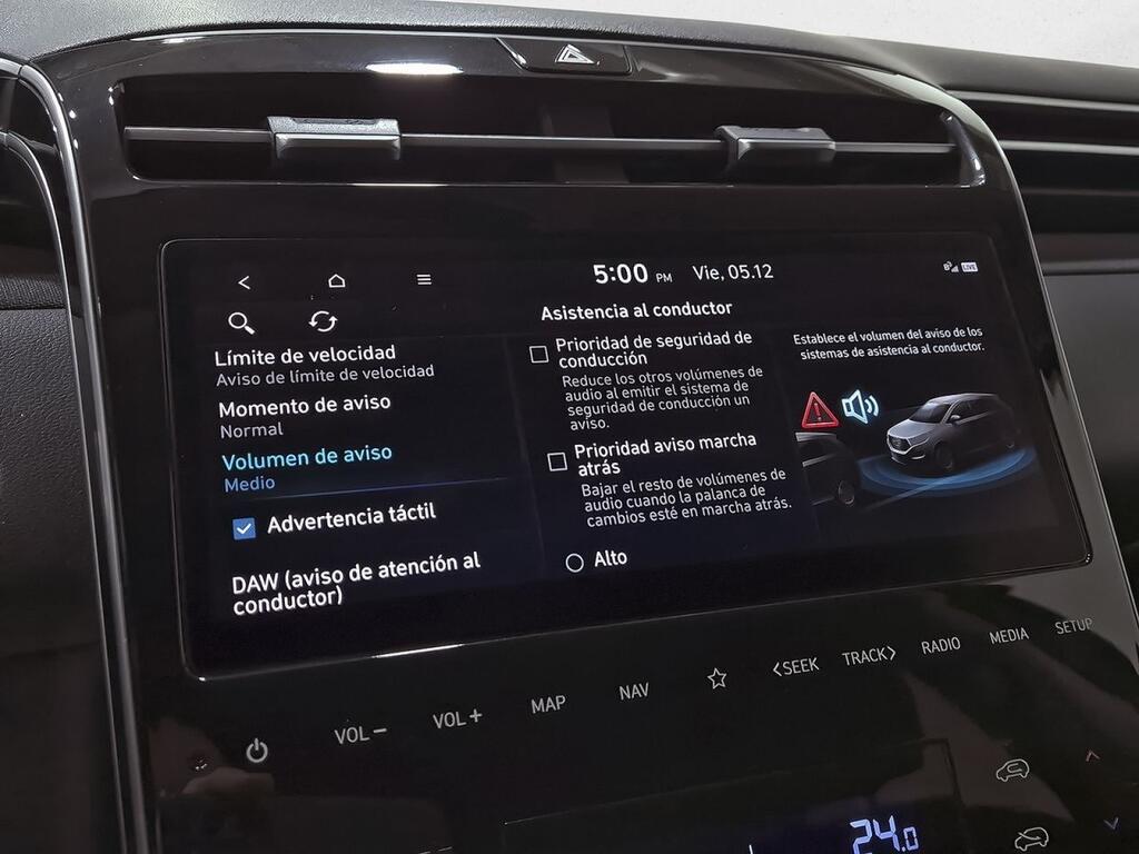 Hyundai Tucson 1.6 CRDI 100kW (136CV) 48V Tecno 2C 28