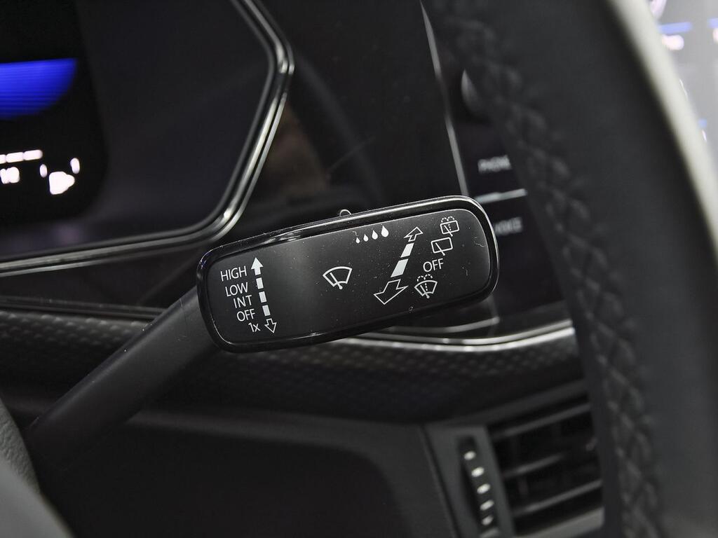 Volkswagen T-Cross Advance 1.0 TSI 81kW (110CV) 14