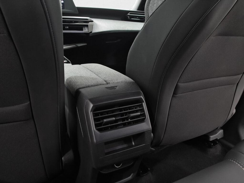 Peugeot 3008 Hybrid 1.2 100KW Allure eDCS6 34