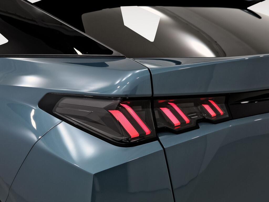 Peugeot 3008 Hybrid 1.2 100KW Allure eDCS6 36