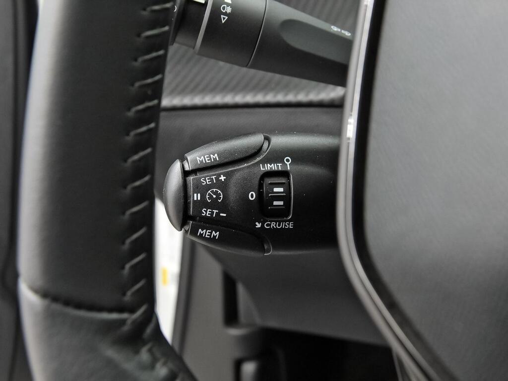 Peugeot 2008 Allure Pack Puretech 130 S&S BVM6 16