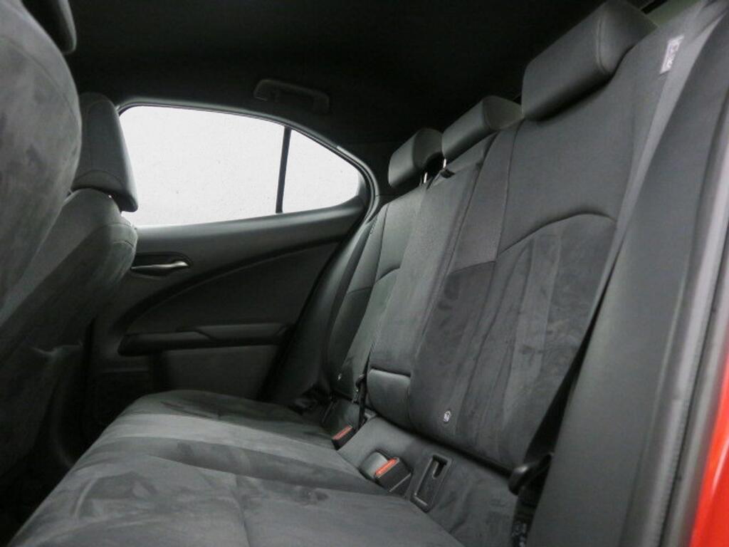 Lexus UX 250H BUSINESS 2.0 HYBRID 184 CV AUTO 5P 17