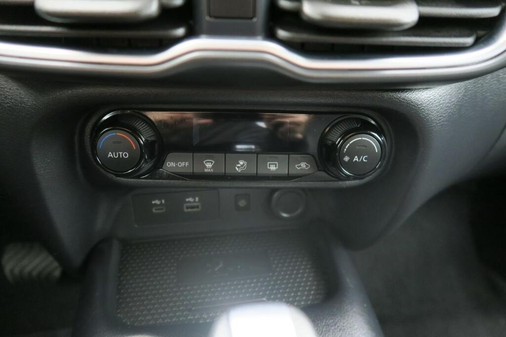 Nissan Juke N-CONNECTA 1.0 DIG-T 114 CV DCT 5P 9