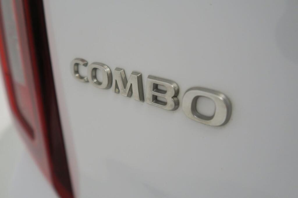 Opel Combo Cargo LIFE BUSINESS EDITION PLUS 1.5 TD 102 CV 5P 24