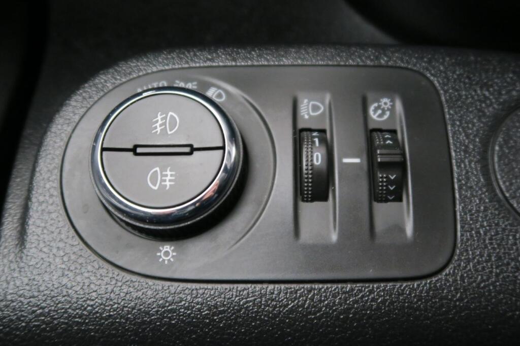 Opel Combo Cargo LIFE BUSINESS EDITION PLUS 1.5 TD 102 CV 5P 12