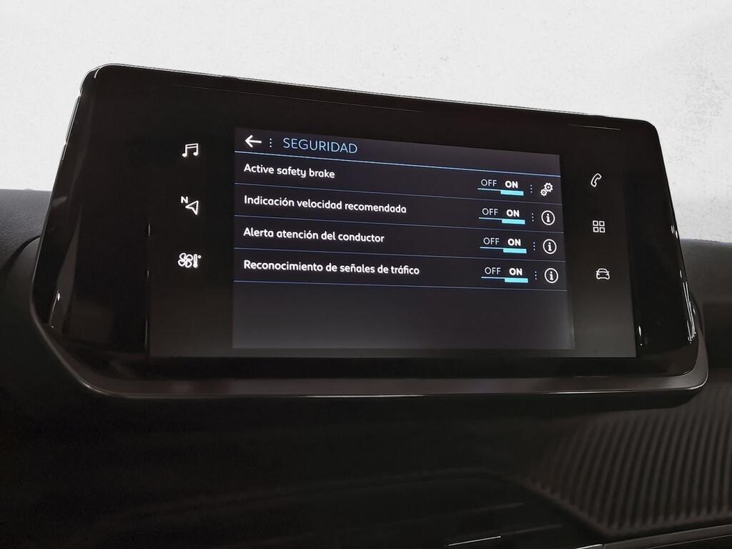 Peugeot 2008 ACTIVE PACK 1.2 PURETECH 100CV S&S 6 VEL. MAN 5P 22