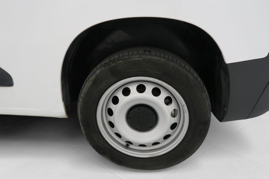 Toyota Proace City FG GX 1.5D 131 CV SWB 4P 18