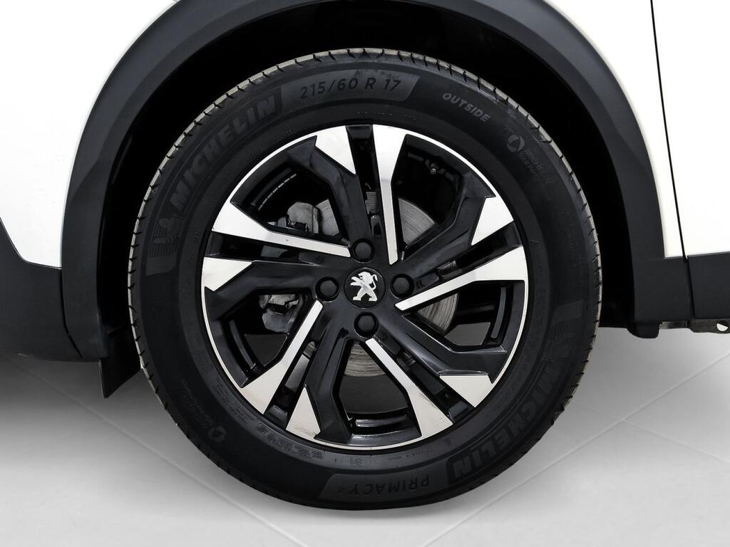 Peugeot 2008 Allure BlueHDI 81kW (110CV) 7
