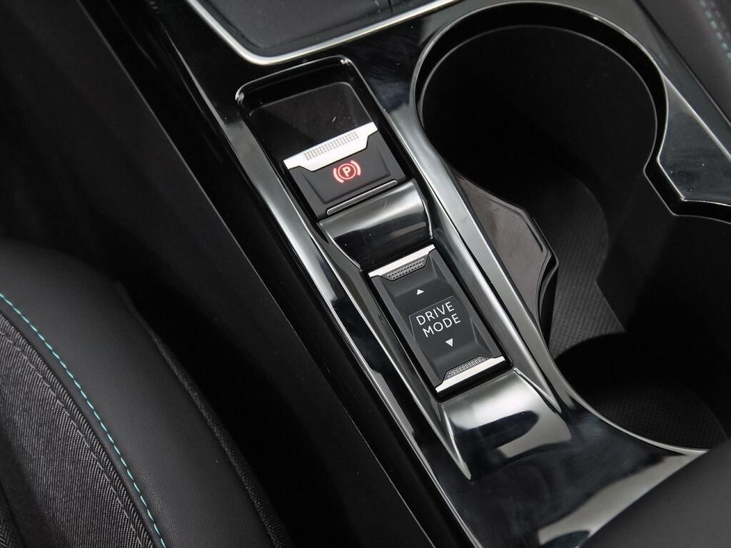 Peugeot 2008 Allure BlueHDI 81kW (110CV) 15