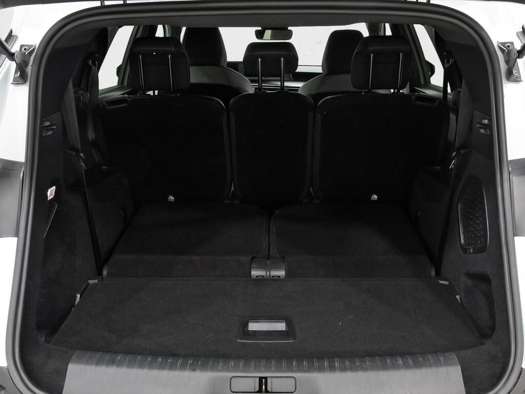 Peugeot 5008 1.2 100KW Allure eDCS6 11