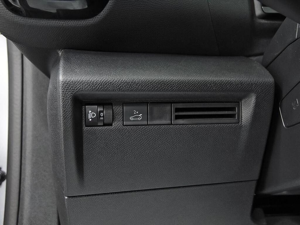 Citroën C4 X PureTech 130 S&S EAT8 Plus 14