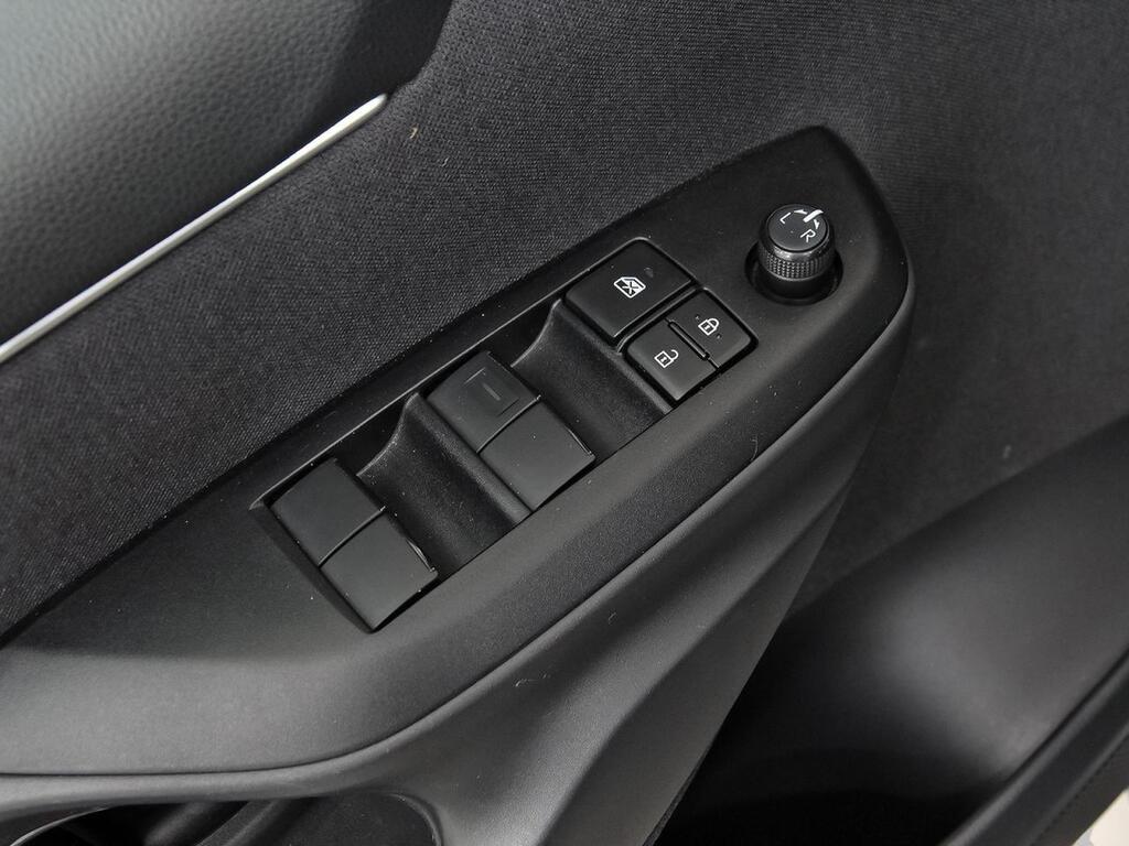 Toyota Yaris 1.5 120H Active Plus 10