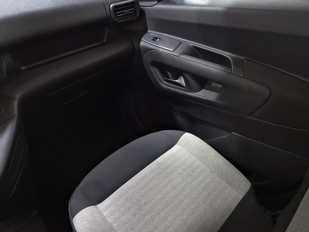 Citroën Berlingo Talla M BlueHDi 100 S&S PLUS 28
