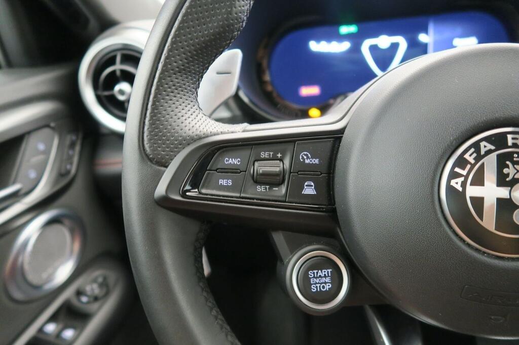 Alfa Romeo Tonale TRIBUTO 1.3 PHEV 280 CV Q4 MY 2024 5P 12