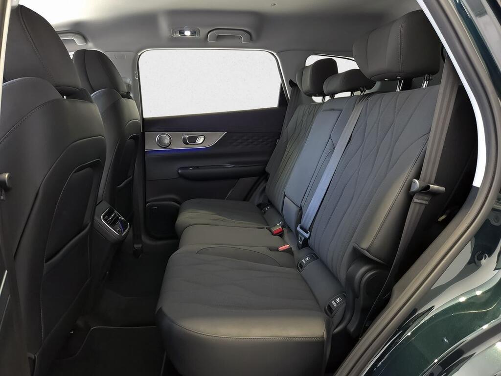 Ebro S800 1.5 TGDI PHEV Premium E-CVT 8