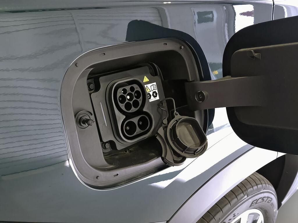 Ebro S800 1.5 TGDI PHEV Premium E-CVT 34