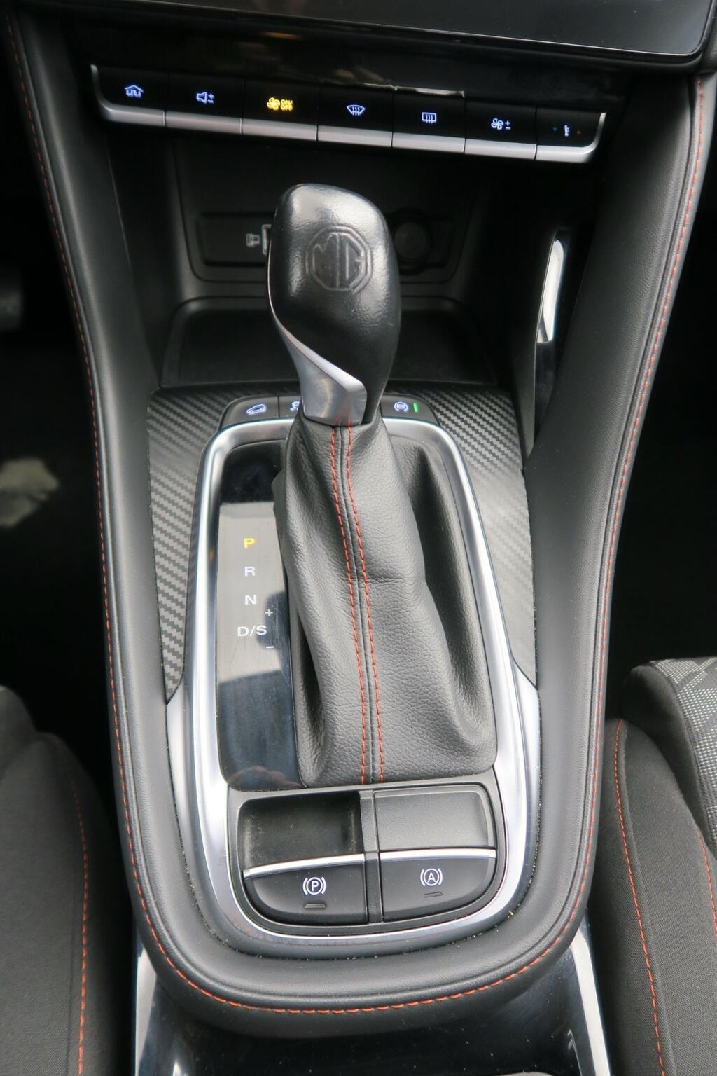 MG ZS COMFORT 1.0T 111 CV AUTO 5P 11