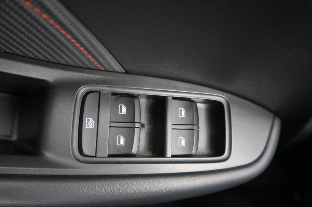 MG ZS COMFORT 1.0T 111 CV AUTO 5P 8