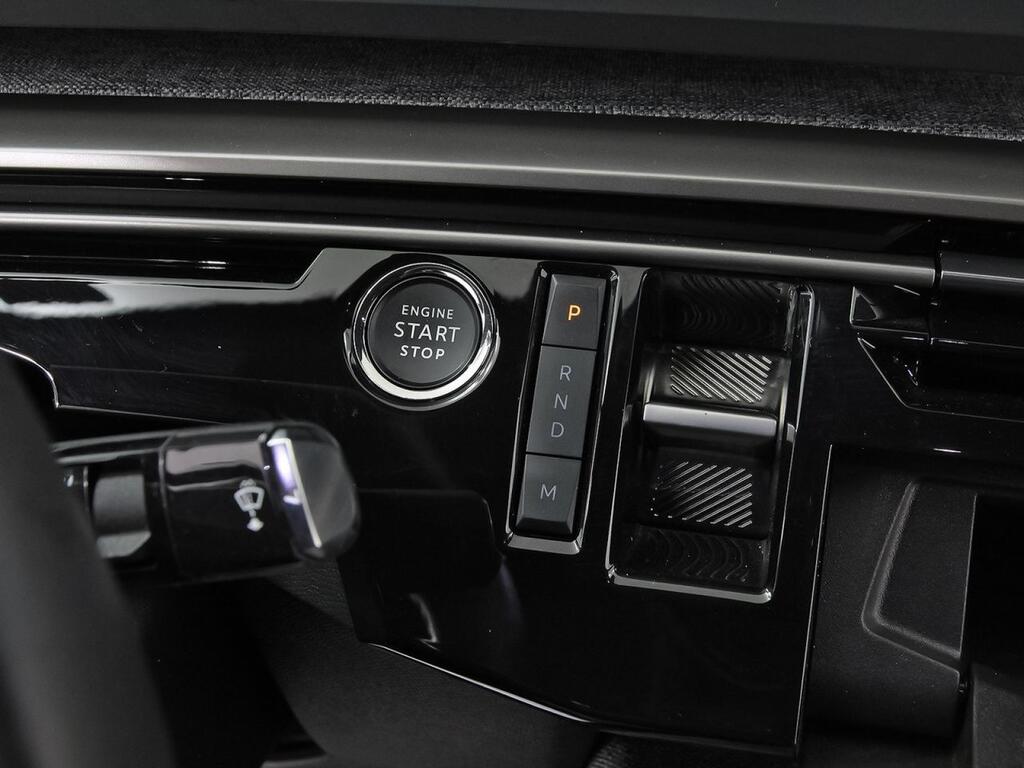 Peugeot 3008 Hybrid 1.2 100KW Allure eDCS6 21