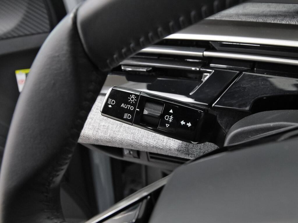 Peugeot 3008 Hybrid 1.2 100KW Allure eDCS6 16