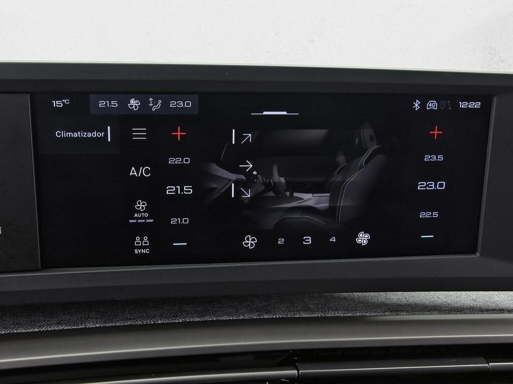 Peugeot 3008 Hybrid 1.2 100KW Allure eDCS6 31