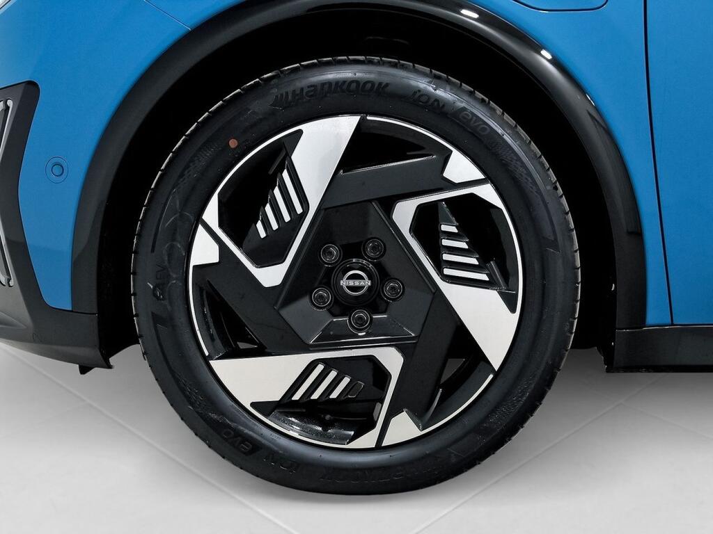 Nissan Micra Standard Range 4x2 N-Connecta 10