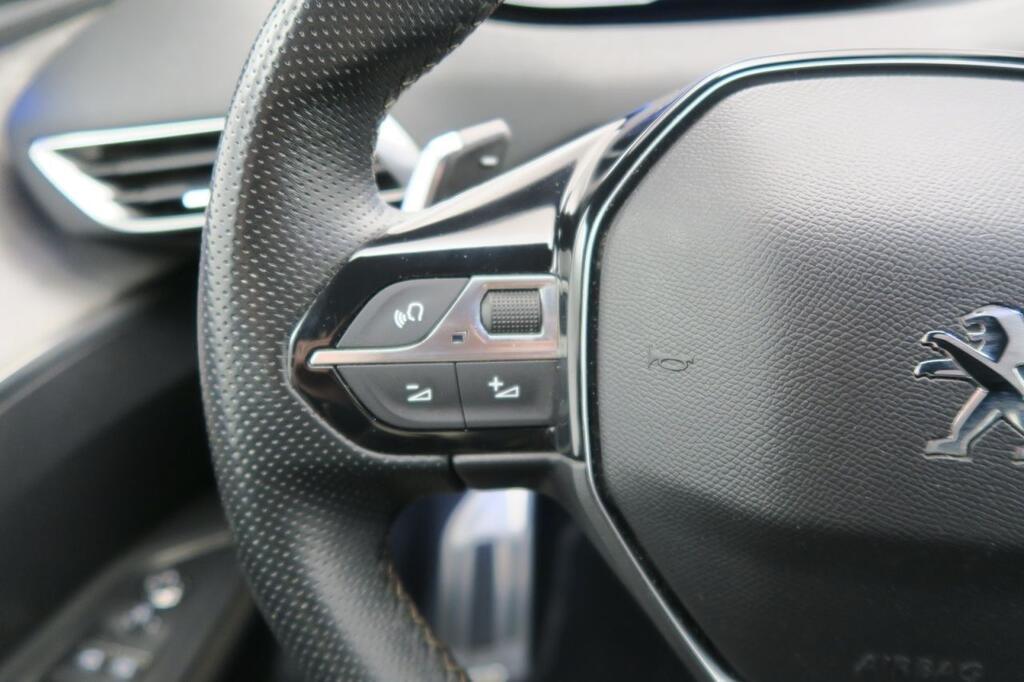 Peugeot 3008 GT 1.5 BLUEHDI 130 CV AUTO 5P 14