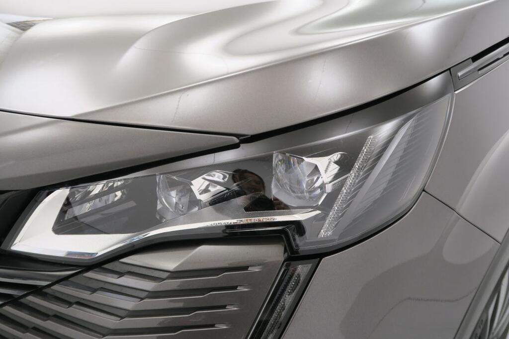 Peugeot 3008 GT 1.5 BLUEHDI 130 CV AUTO 5P 24