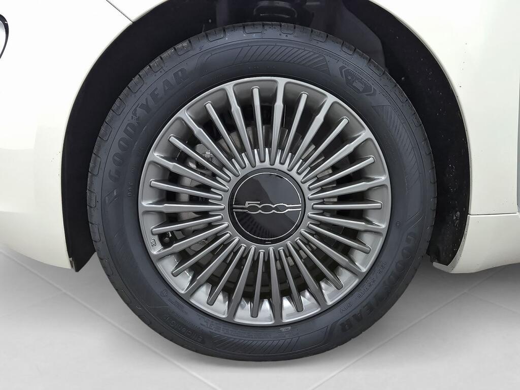 Fiat 500 TORINO 1.0 Hybrid 48kW (65cv) 11