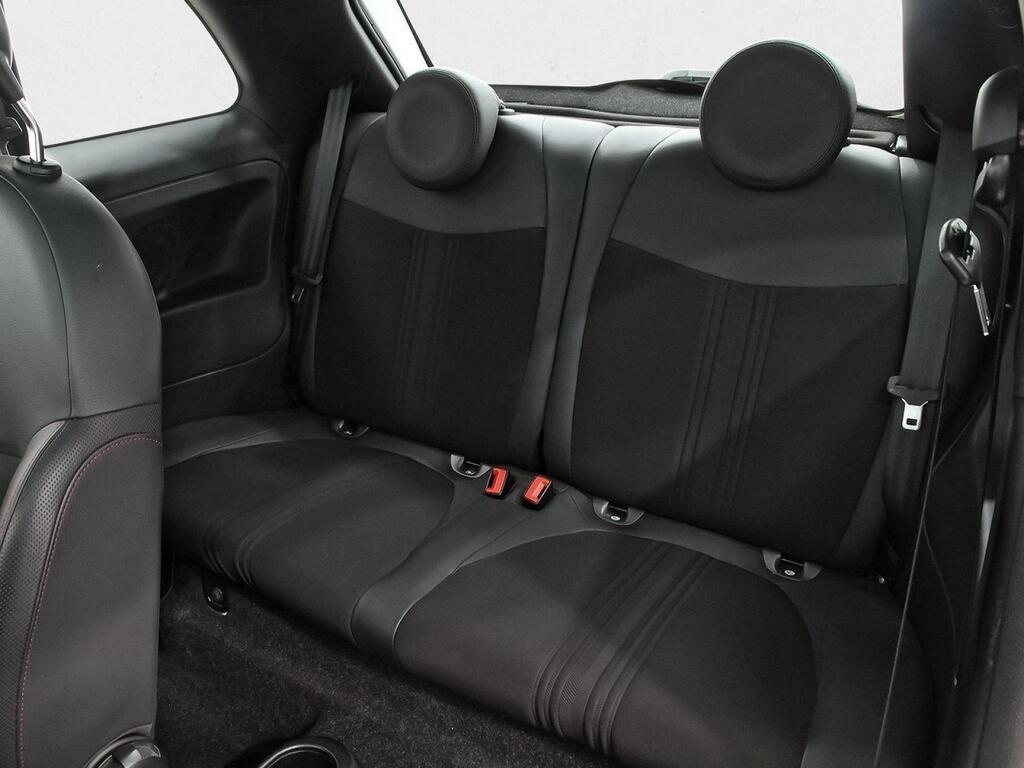 Fiat 500 Sport 1.0 Hybrid 51KW (70 CV) 9