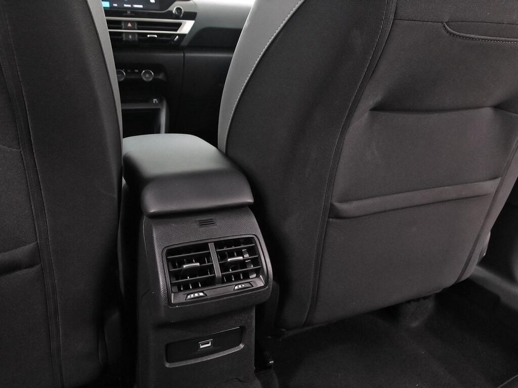 Citroën C4 Hybrid 136 e-DCS6 Plus 32