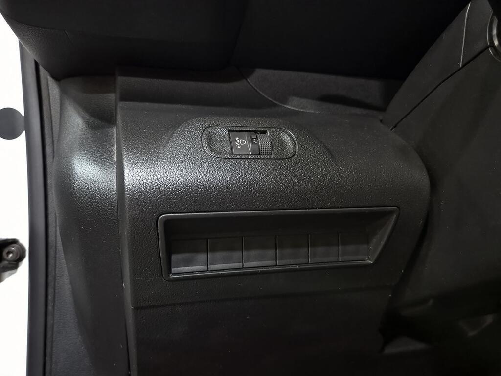 Peugeot Partner FURGON 1.5 BLUEHDI 100 PRO STANDARD 3P 15