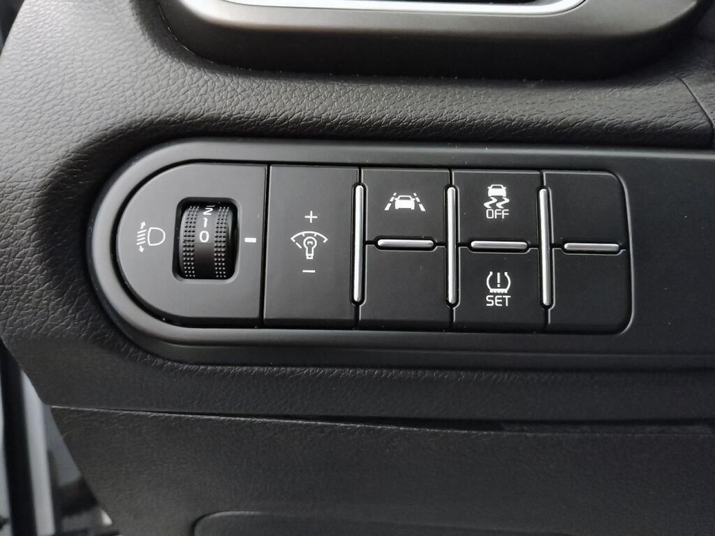 Kia Ceed 1.0 T-GDi 88kW (120CV) Drive 12