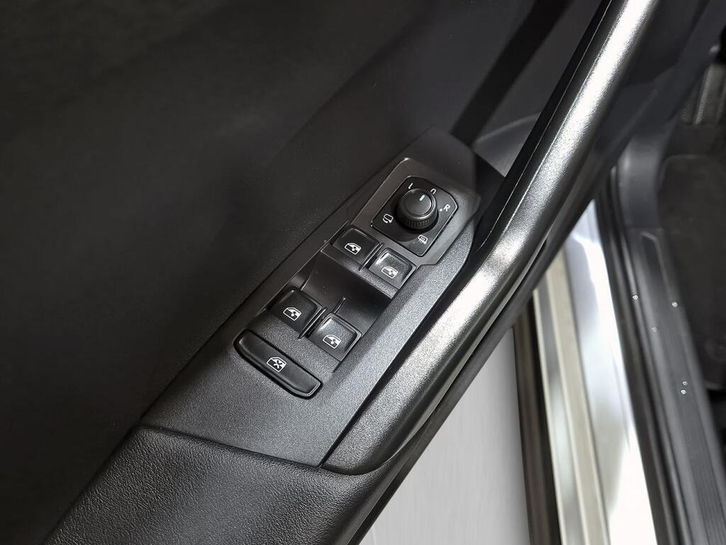 Volkswagen T-Cross Advance 1.0 TSI 81kW (110CV) 11