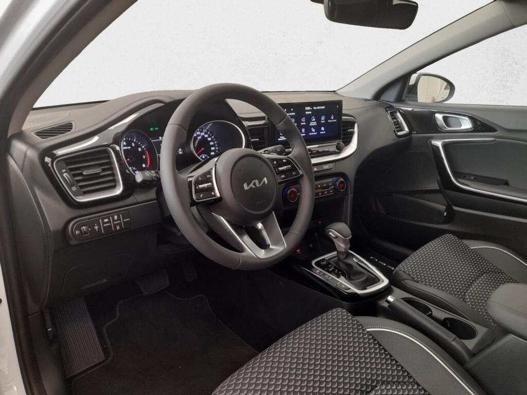 Kia Ceed 1.5 MHEV 103kW (140CV) Tech DCT 27
