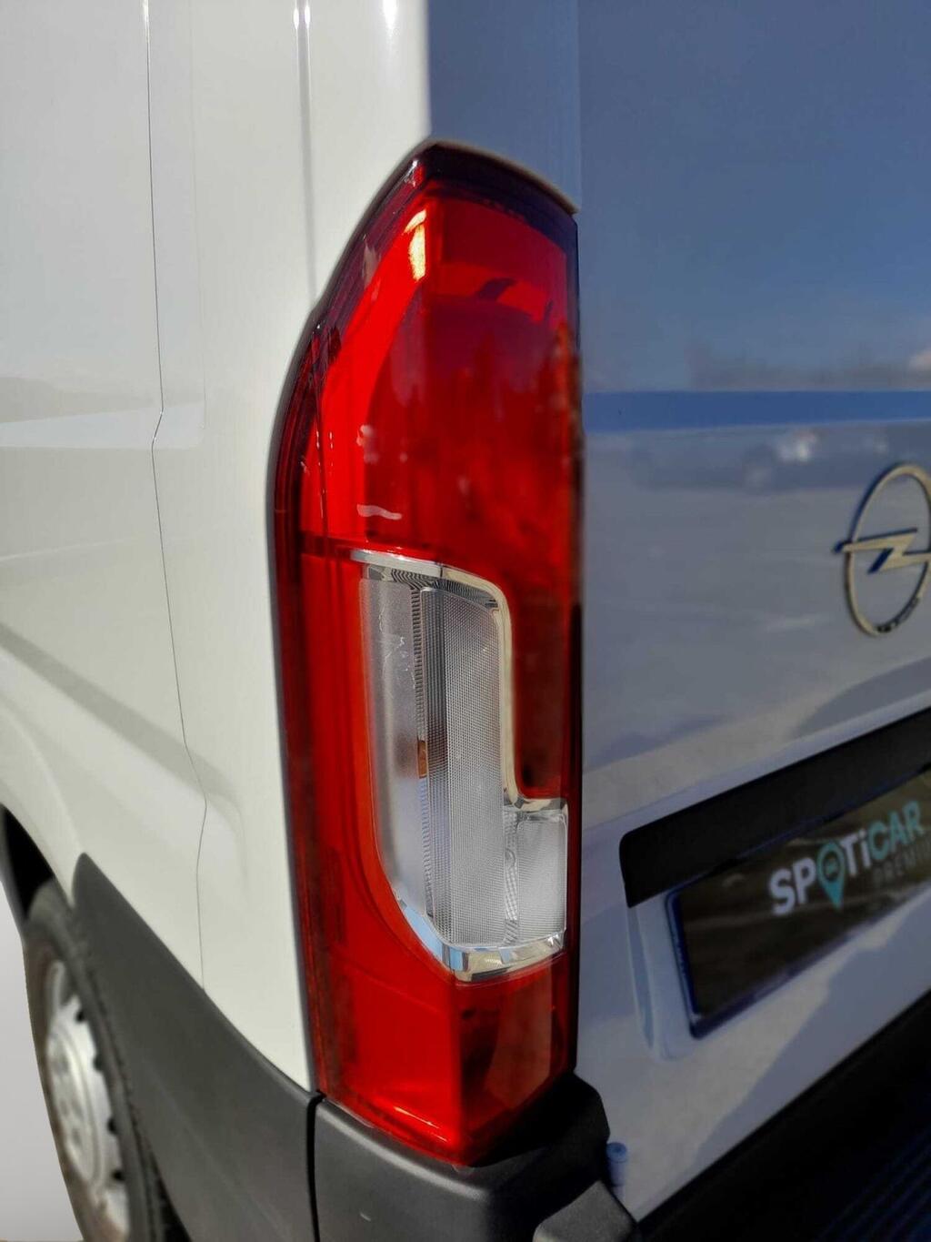 Opel Movano FG 2.2 BLUEHDI 120 L2H2 3.3T FWD BASE 4P 17