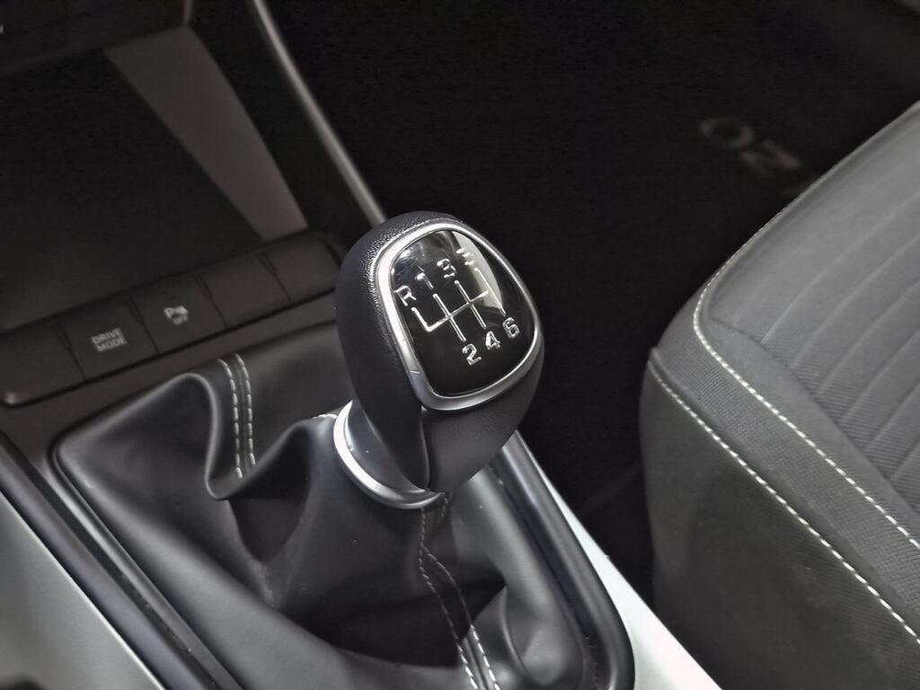Hyundai i20 1.0 TGDI 74kW (100CV) 48V Tecno 26