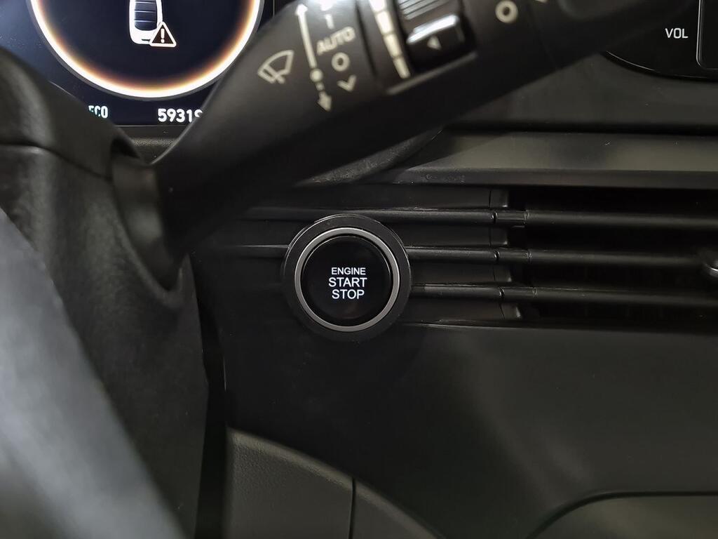 Hyundai i20 1.0 TGDI 74kW (100CV) 48V Tecno 18