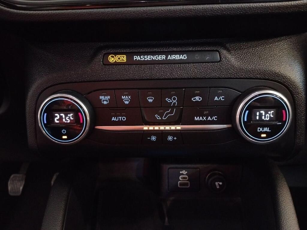 Ford Kuga ST-LINE 1.5 ECOBOOST 150 CV 5P 9