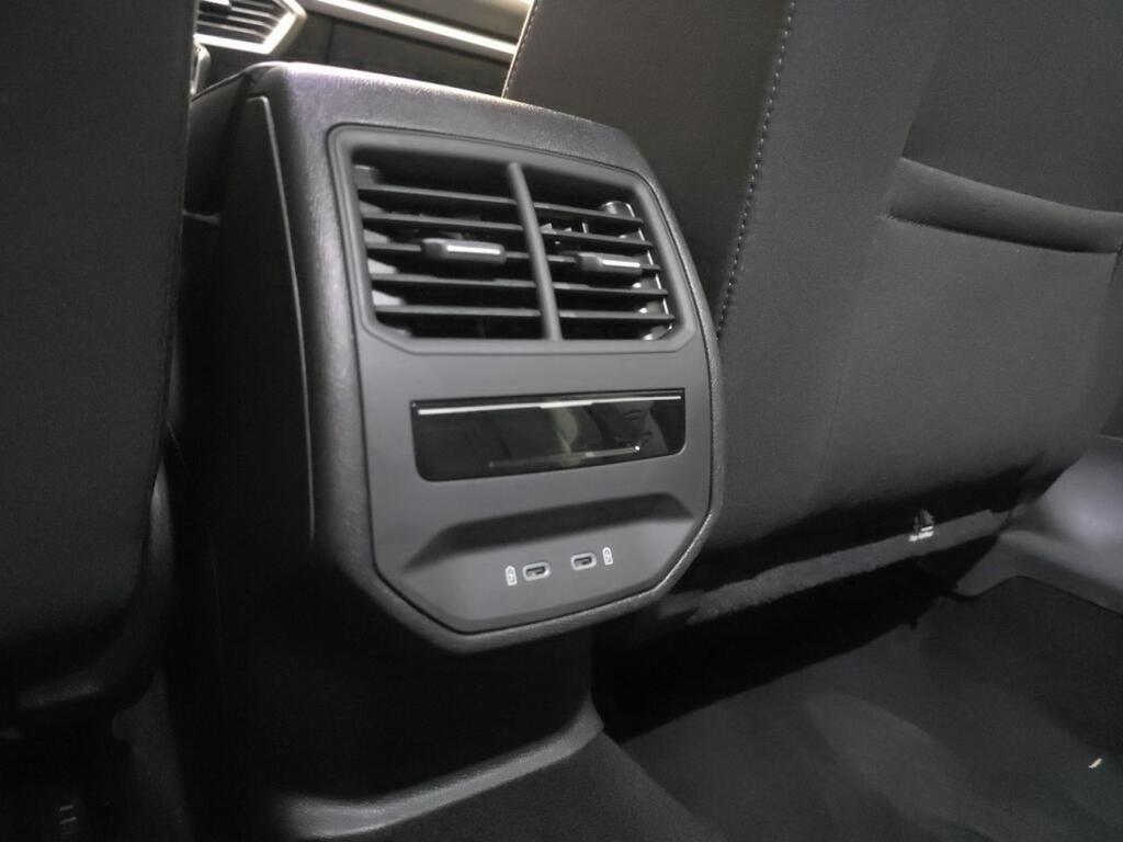 Seat Leon 1.5 TSI 85kW S&S Style 25 Aniversario 19