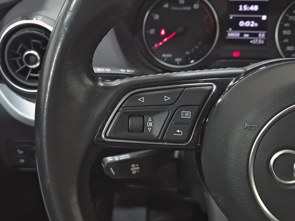 Audi Q2 Design 30 TFSI 85kW (116CV) 18