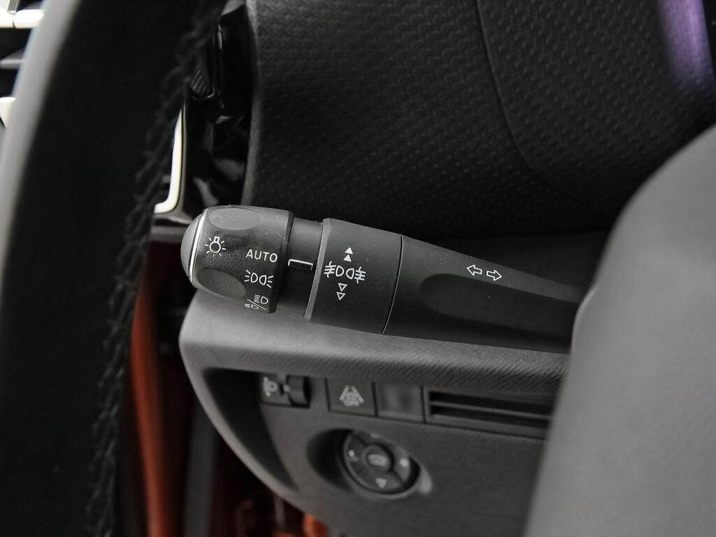 Citroën C4 PureTech 130 S&S 6v Shine 16